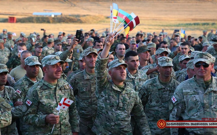 Azərbaycan hərbçiləri NATO təlimlərində iştirak edəcək    
