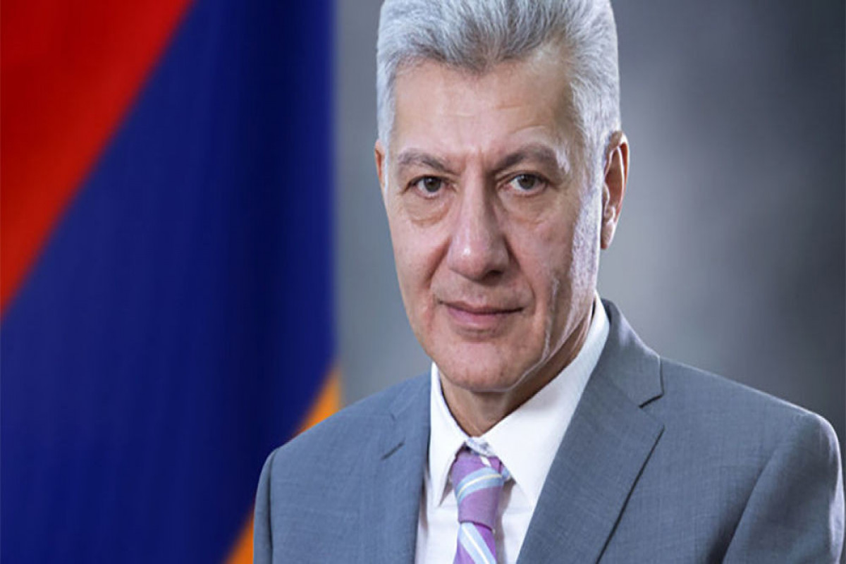 Ermənistan müdafiə nazirinin müavini işdən çıxarıldı