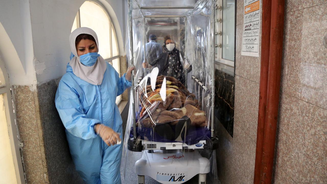 Koronavirus İranda daha 213 can aldı  