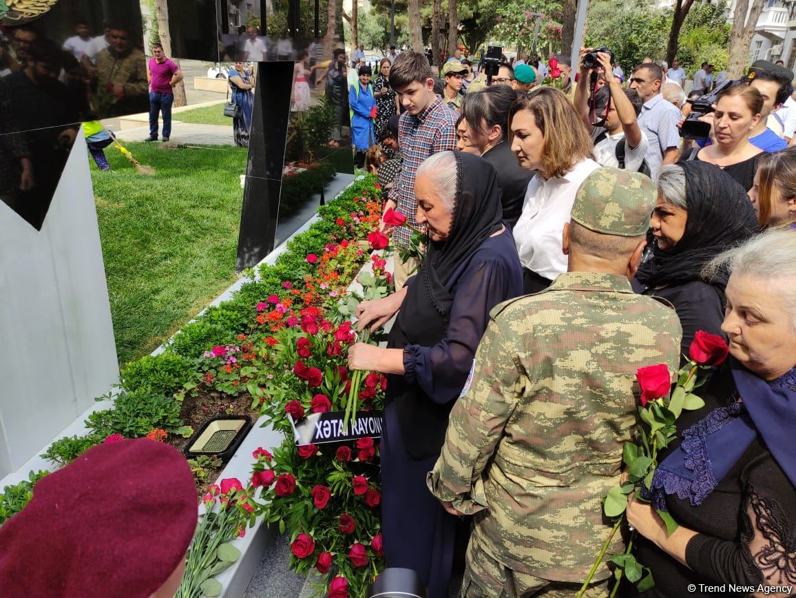 Xətaidə Polad Həşimov parkı istifadəyə verildi
