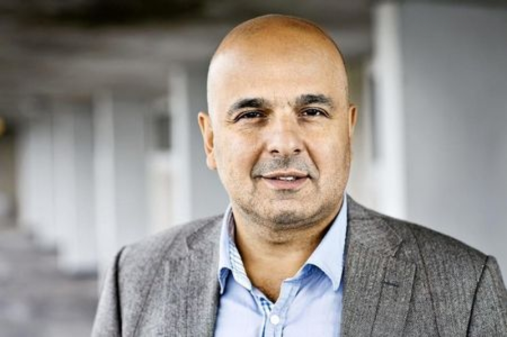 Azərbaycanlı professor dünyanın ən məhsuldar alimi SEÇİLDİ