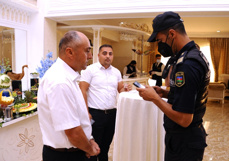 Meriya şadlıq sarayları və ticarət obyektlərini yoxladı