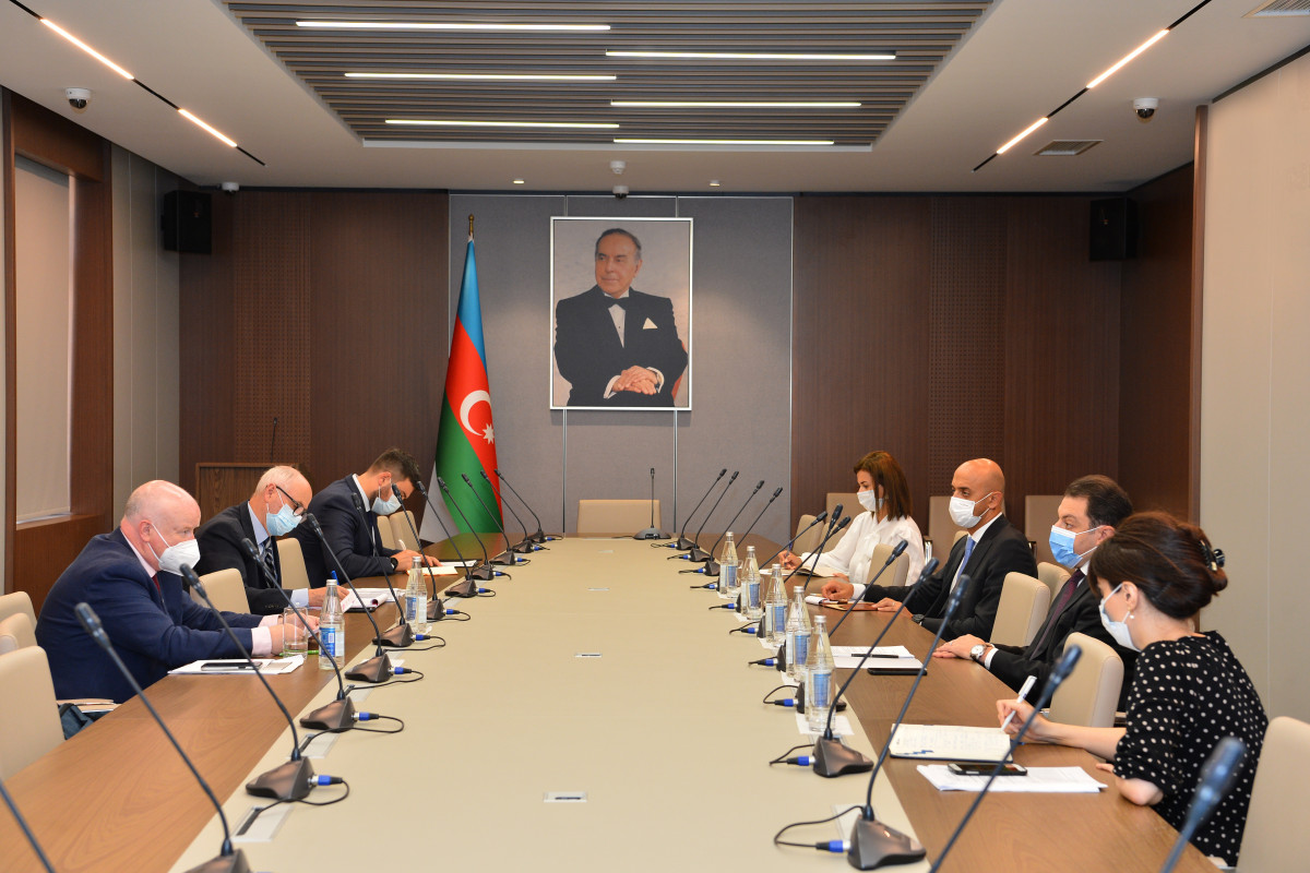 XİN-də AŞPA məruzəçisi ilə danışıqlar aparıldı