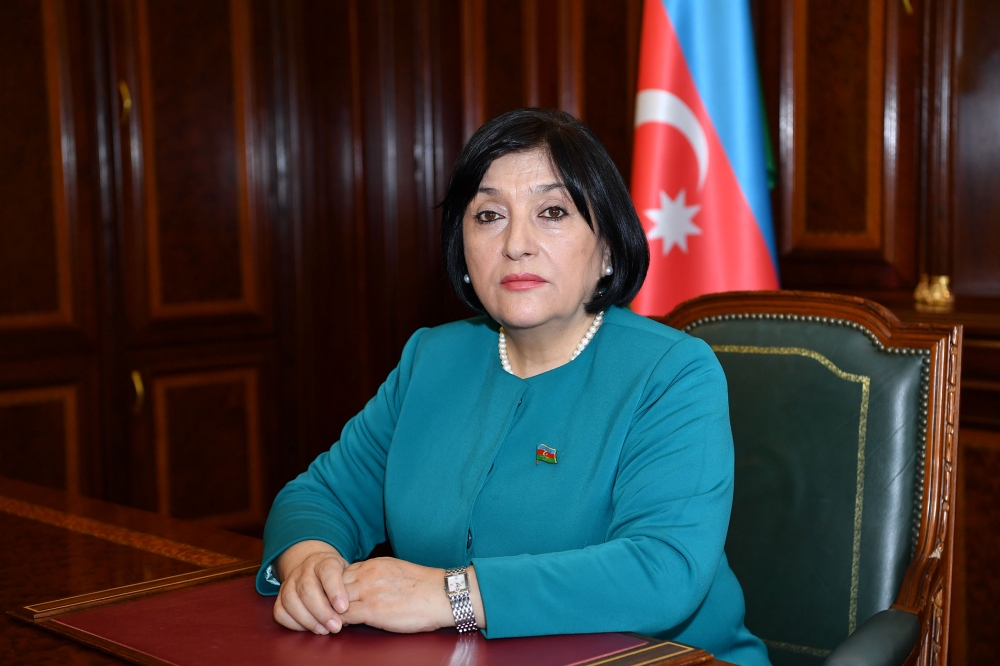 Sahibə Qafarova Mustafa Şentopa başsağlığı verdi  
