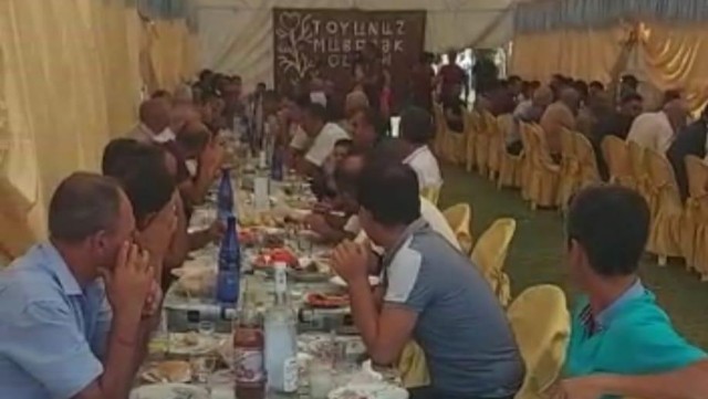 50 toy mərasimində karantin qaydaları pozuldu