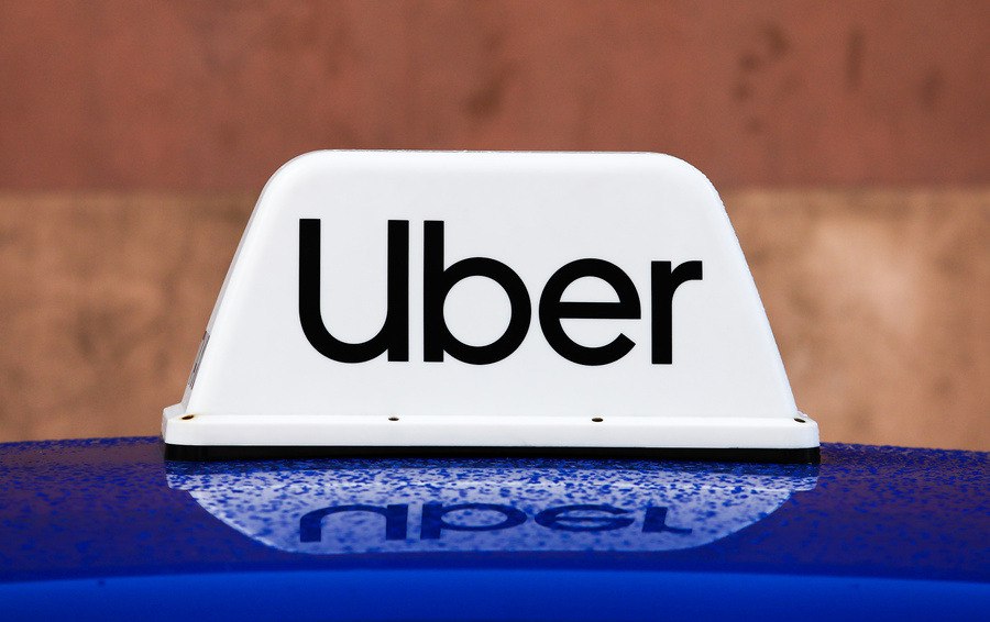“Uber” son 3 ayı 500 milyon dollar zərərlə BAŞA VURUB