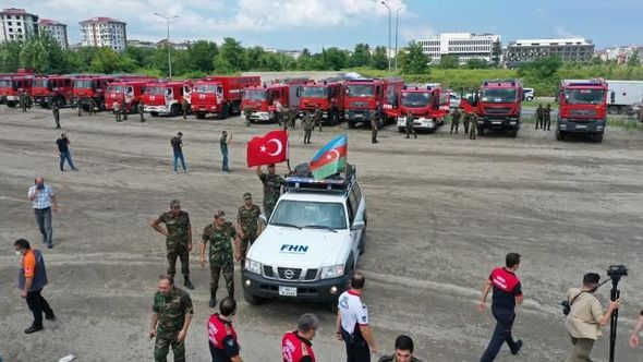 Növbəti yanğın-xilasetmə qrupumuz Türkiyə sərhədinə çatdı