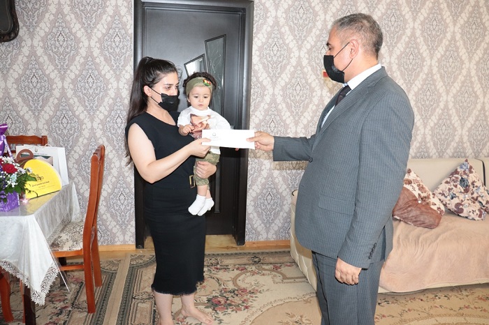Naftalanda şəhid övladının 1 yaşı qeyd olundu - FOTO