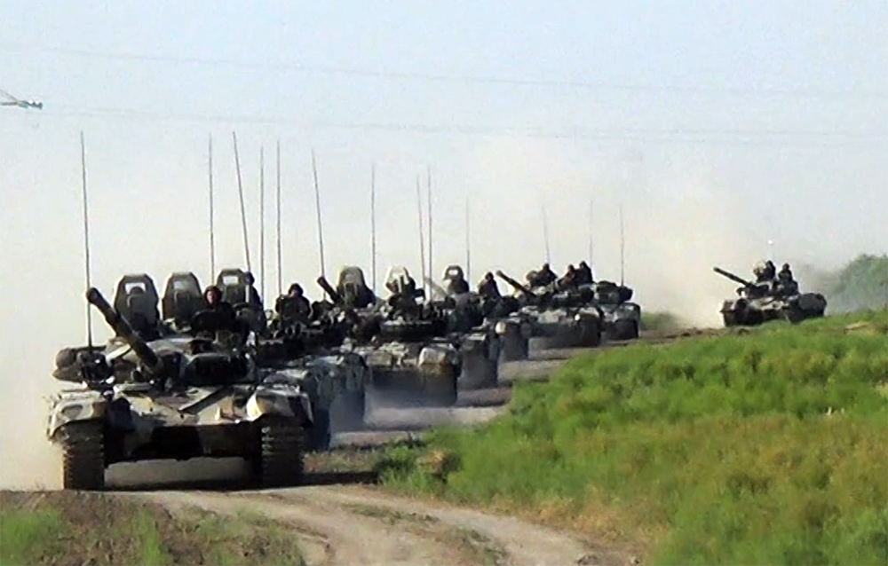  Tank bölmələri döyüş hazırlığına başladı - VİDEO 