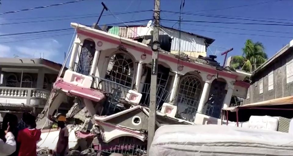 Haitidə zəlzələdə ölənlərin sayı 227-ə çatıb - YENİLƏNİB
