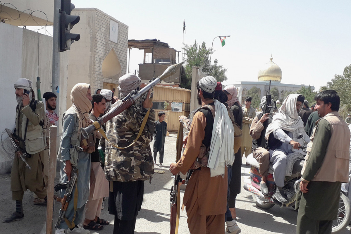 Taliban Kabilə döyüşsüz girmək üçün danışıqlara başladı