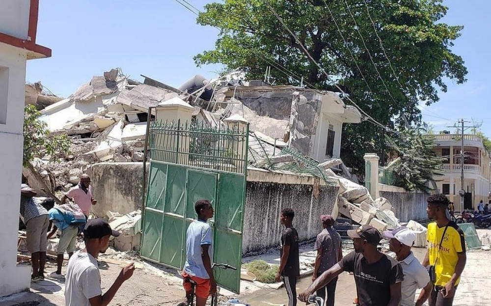 Haitidə zəlzələ qurbanlarının sayı 1297-yə çatdı  