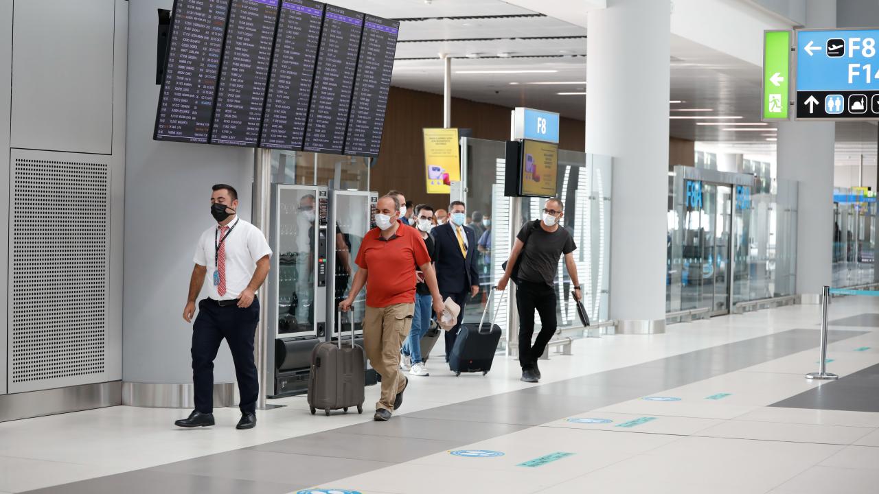 300-dən çox Türkiyə vətəndaşı Əfqanıstandan çıxarıldı