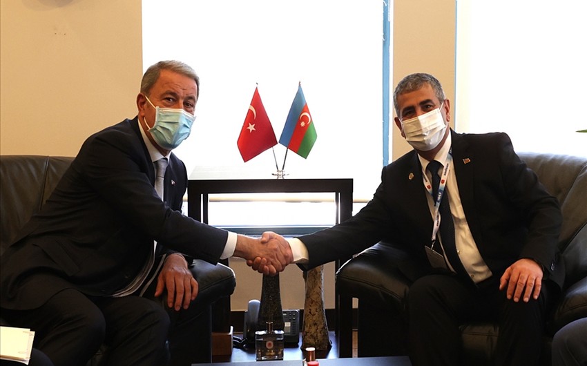 Zakir Həsənov Akarla görüşdü