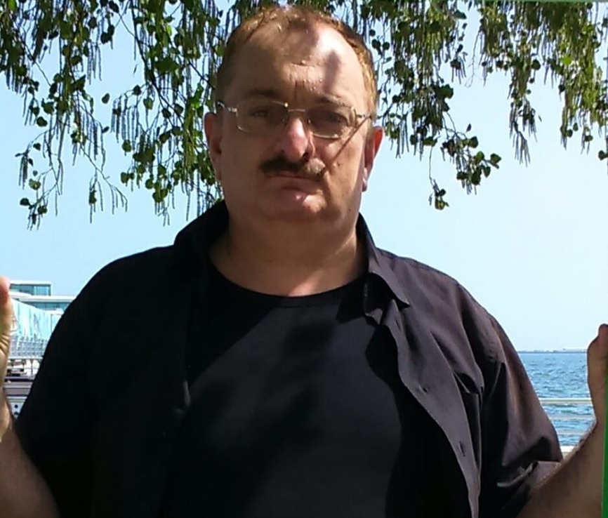 QƏQƏNİSTAN: Qəni getdi, Qəni gəldi