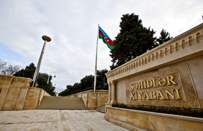 Koreya Milli Assambleyasının sədri Şəhidlər xiyabanında  