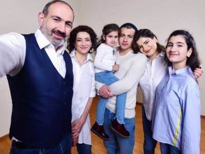 Paşinyan Qərbi yox, Rusiyanı SEÇDİ