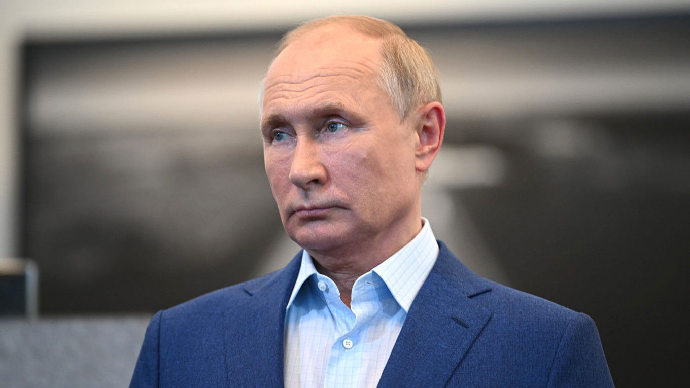 Putin: “ABŞ-ın fəaliyyətini uğurlu adlandırmaq olmaz”