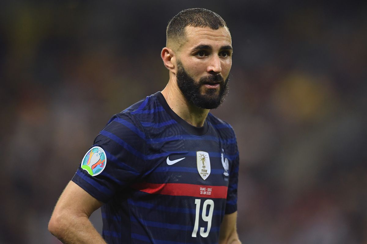 “Real” Benzema ilə müqaviləni uzatdı