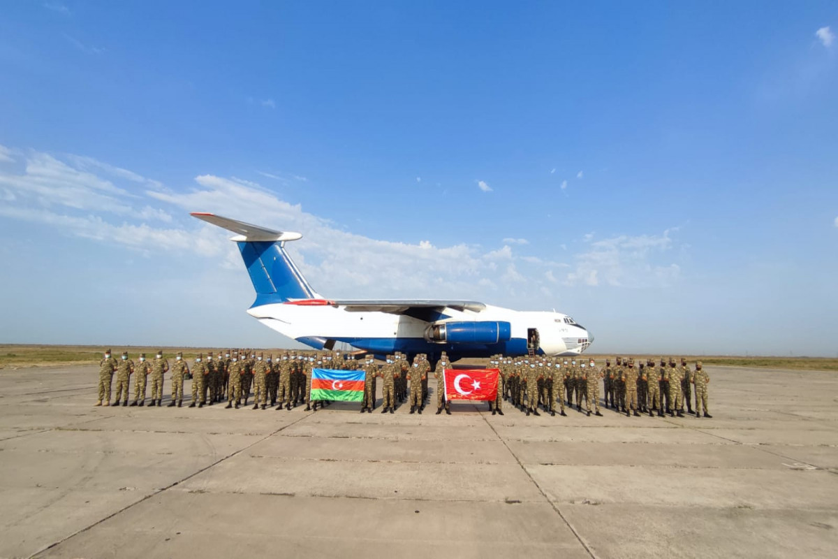 Hərbçilərimiz Türkiyədə təlimə qatılacaq - FOTO