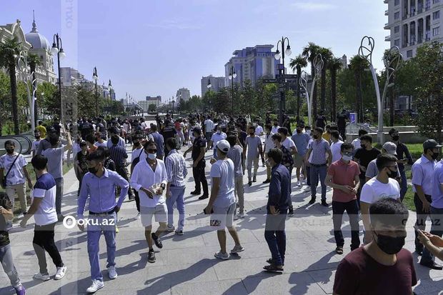 Bakıda əfqan miqrantlar aksiya keçirmək istədilər - FOTO