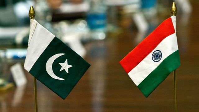 Pakistan və Hindistan qarşılıqlı viza verməyə başladılar
