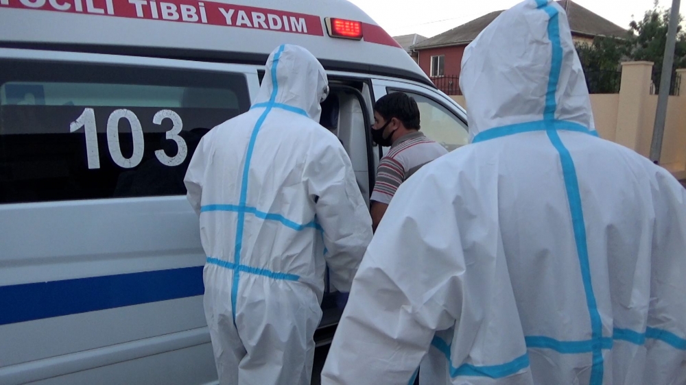 Evdən çıxan koronavirus xəstəsi saxlanıldı