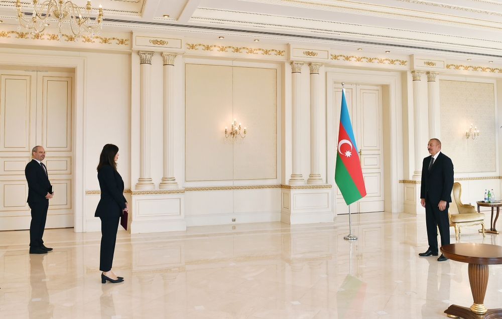 İlham Əliyev: “Ehtiyacı olan ölkələrlə peyvəndləri paylaşmışıq”