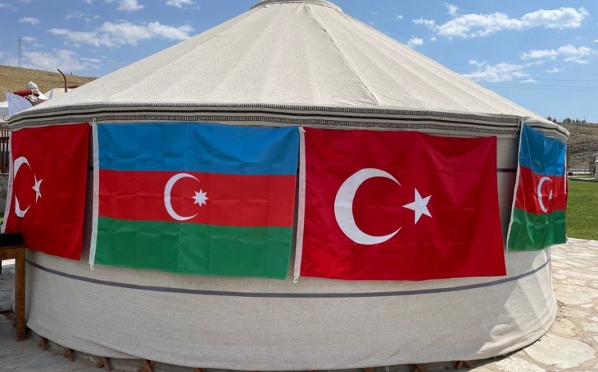 Türkiyədə Azərbaycan mədəniyyət çadırı açıldı