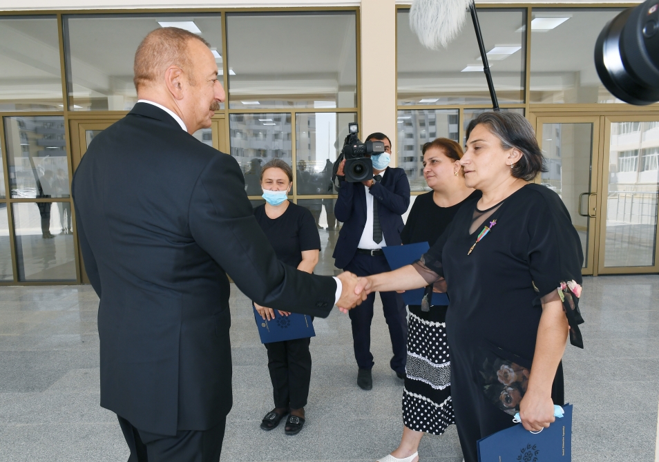 Prezidentlə görüşən şəhid xanımı: “Dünən tək olmadığımızı hiss etdik”