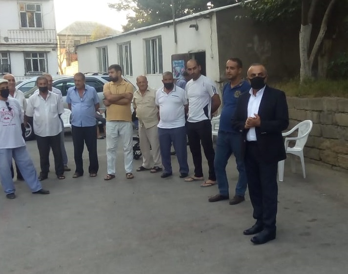 Azay Quliyev seçicilərilə görüş keçirib