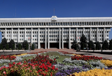 Qırğızıstanda parlament seçkilərinin vaxtı dəqiqləşdi
