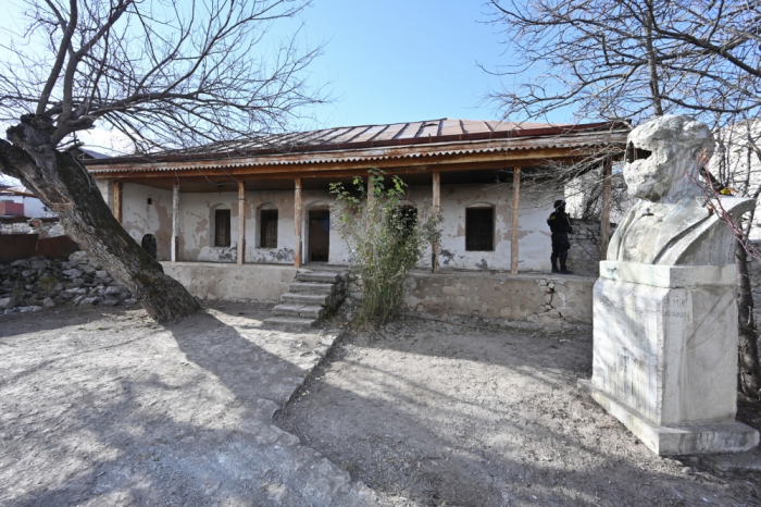 Bülbülün Şuşadakı ev-muzeyi: Əvvəl və indi - MÜQAYİSƏLİ FOTOLAR