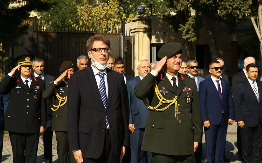 Türkiyə səfirliyi Zəfər Bayramını qeyd etdi