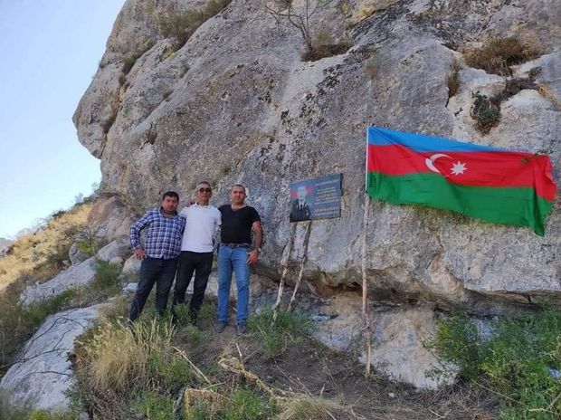 Milli Qəhrəmanın şəhid olduğu yerə xatirə lövhəsi vuruldu - FOTO