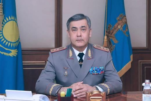 Müdafiə naziri istefa verdi