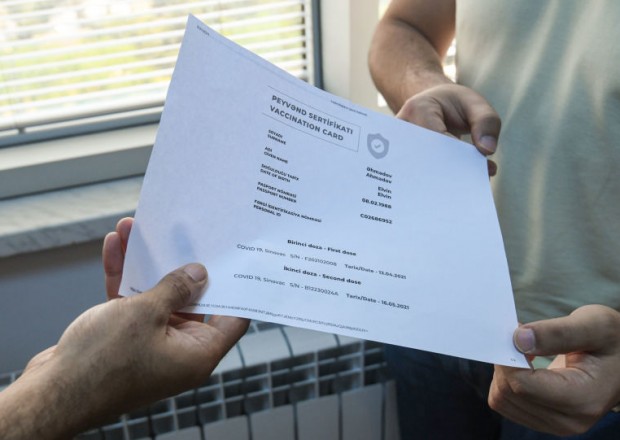 40 nəfərə saxta COVID pasportu satanlar SAXLANILDI