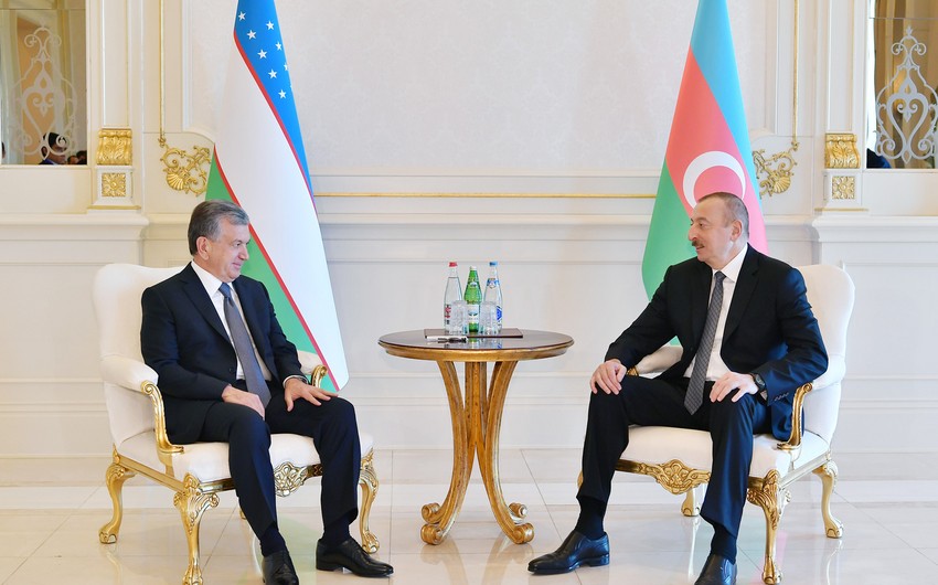 İlham Əliyev Özbəkistan prezidentini təbrik etdi