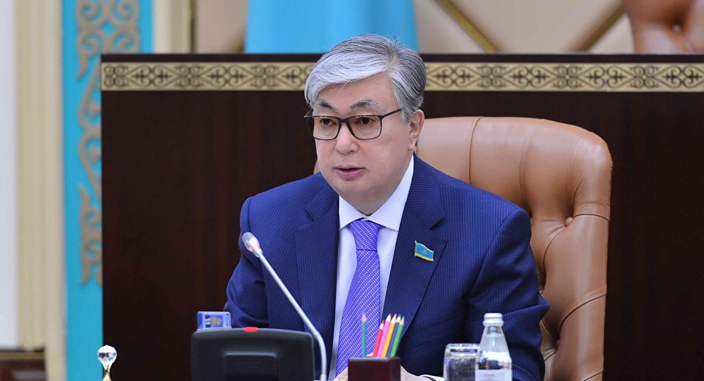 Qazaxıstanda rus dili qalmaqalı - Məsələyə prezident qarışdı