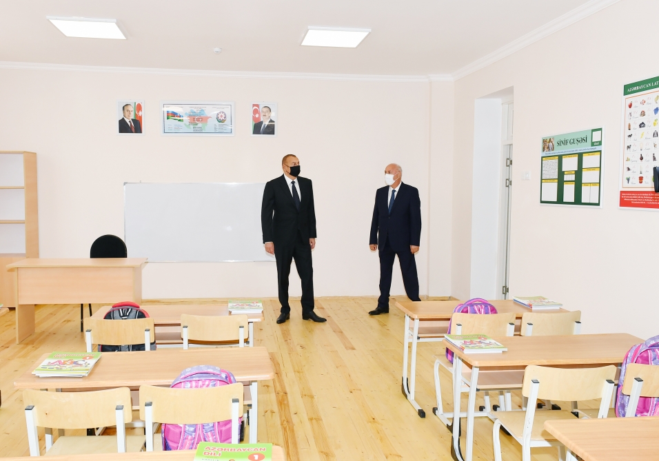 Prezident Sumqayıtda məktəb açılışına qatıldı - FOTOLAR