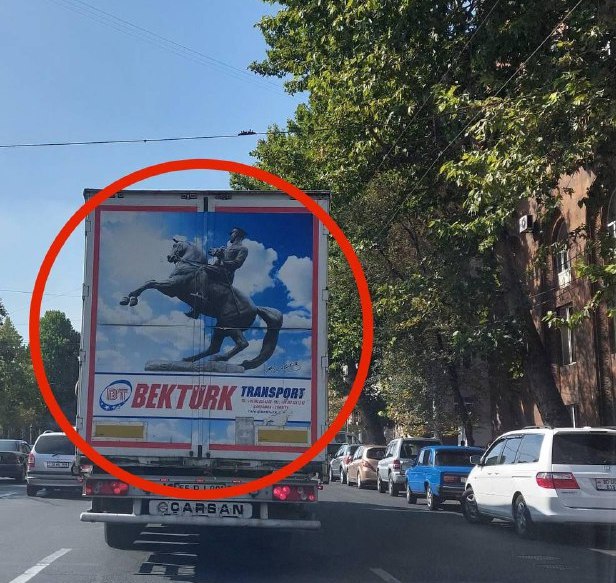 Türkiyənin yük maşınları Yerevan küçələrində - FOTO
