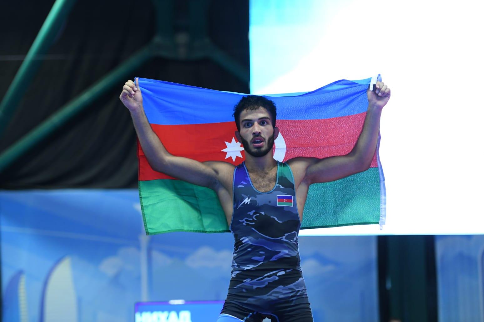 MDB Oyunlarında ilk qızıl medalı güləşçimiz qazandı  