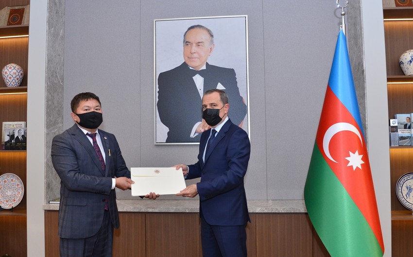 Ceyhun Bayramov Qırğızıstana səfərə dəvət olundu
