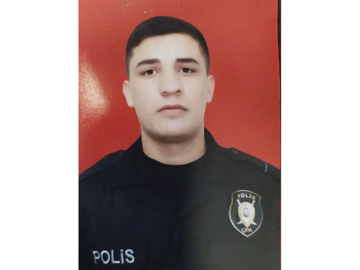 Dənizdə batan polis 4 nəfəri ölümdən xilas edibmiş - TƏFƏRRÜAT  