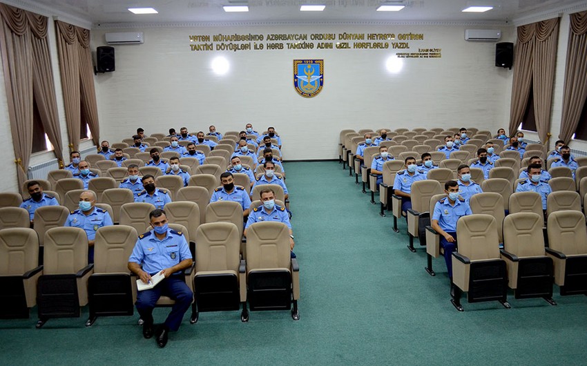 Hərbçilərimiz üçün seminarlar keçirilir