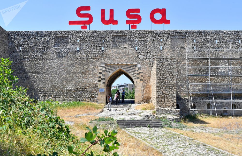 Şuşalılar evlərinə qayıtdılar  