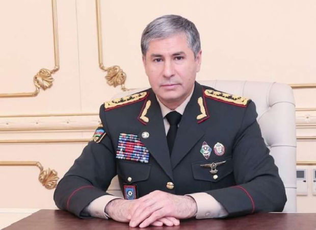 Nazir polkovniki təqaüdə göndərdi