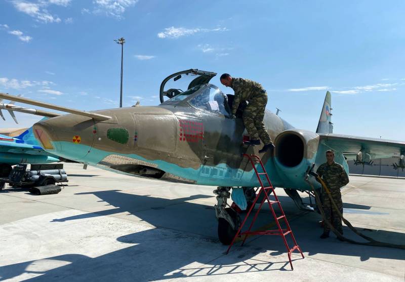 Qarabağda ermənilərin 58 hədəfini məhv edən Su-25 təyyarəsi - FOTO