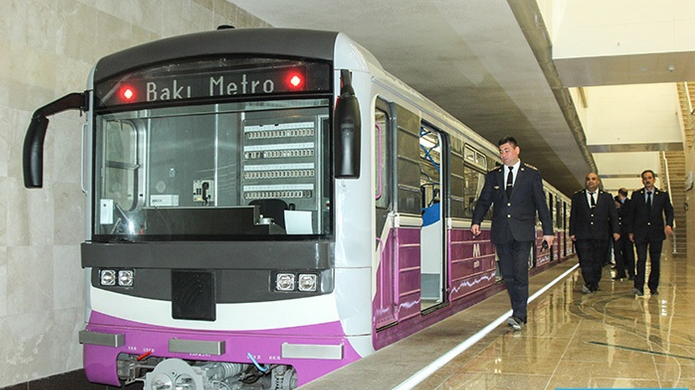 Metro QIŞ qrafikinə keçir - Yeni tədris ilinə görə hazırlıq başladı