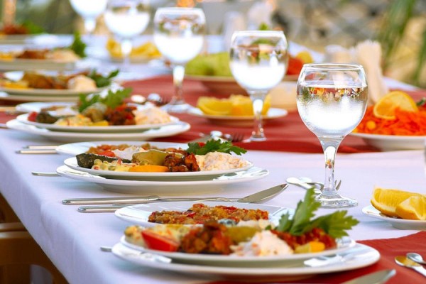 Daha 10 restoran cərimələndi - SİYAHI